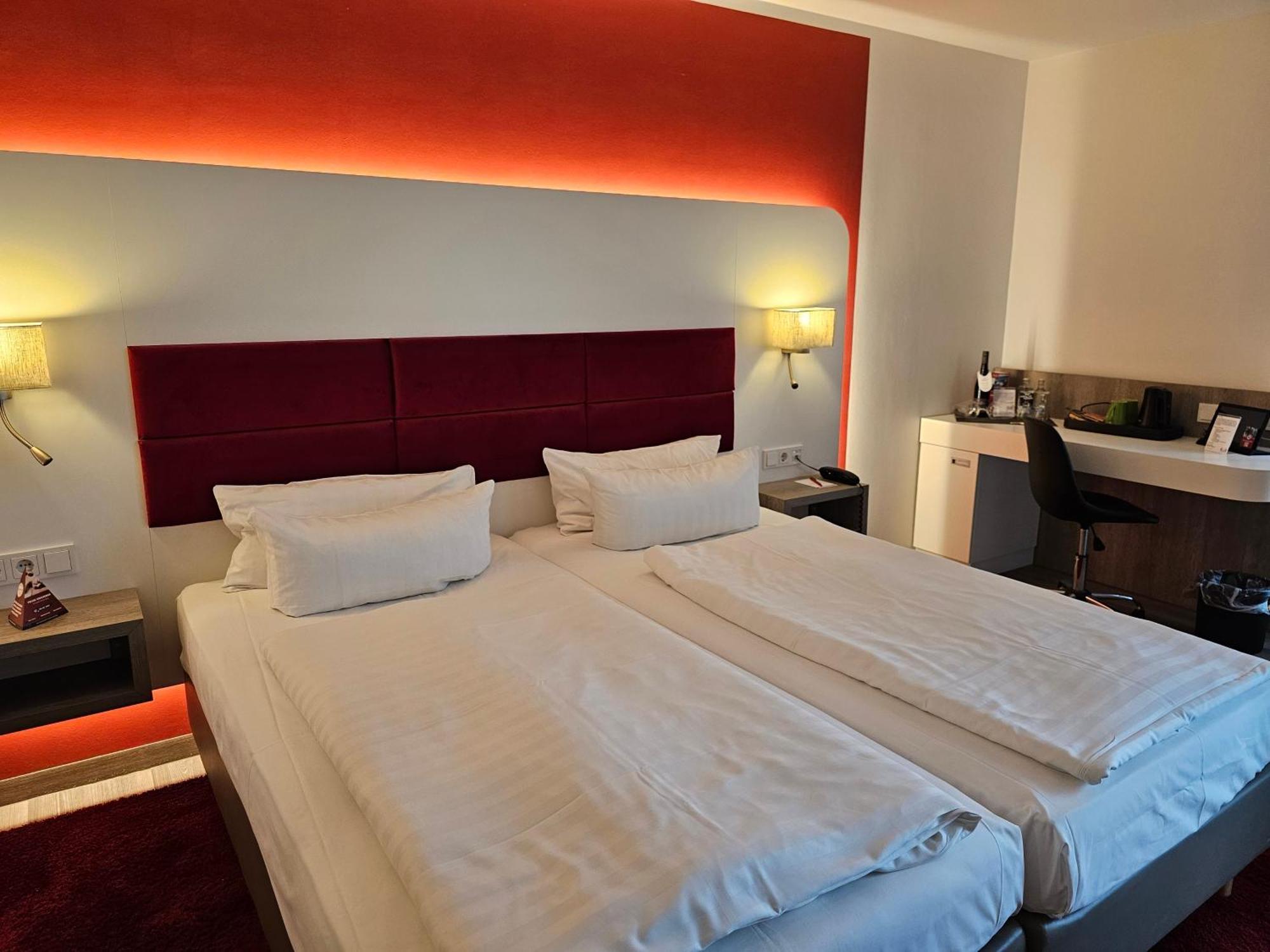 Hotel Am Kaisersaal Erfurt Exterior photo