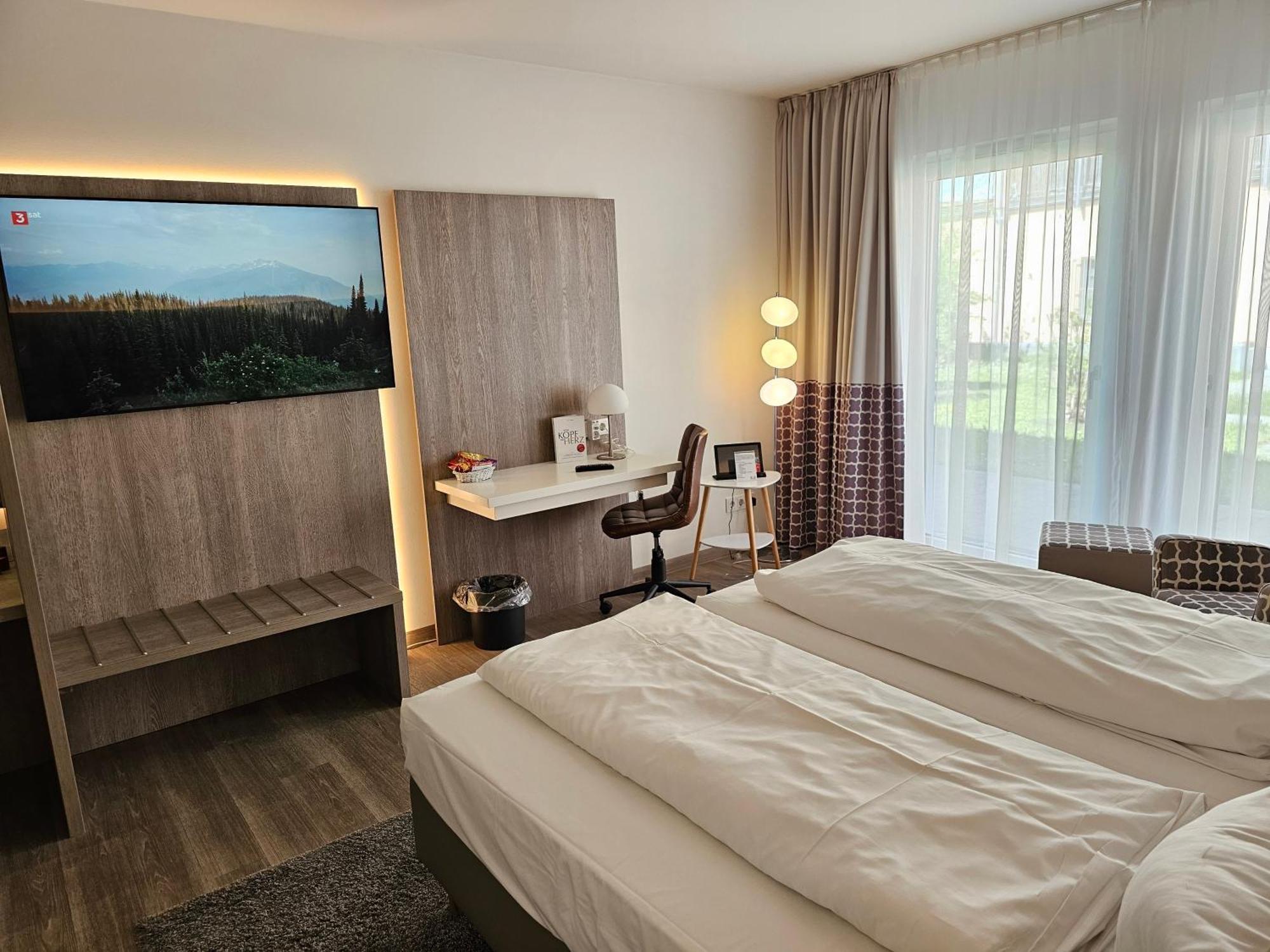 Hotel Am Kaisersaal Erfurt Exterior photo